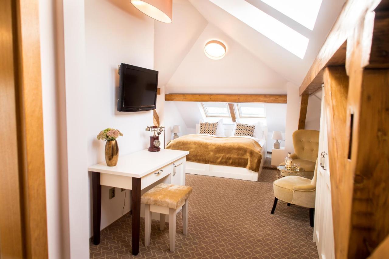 Hotel Golfi Podebrady Ngoại thất bức ảnh